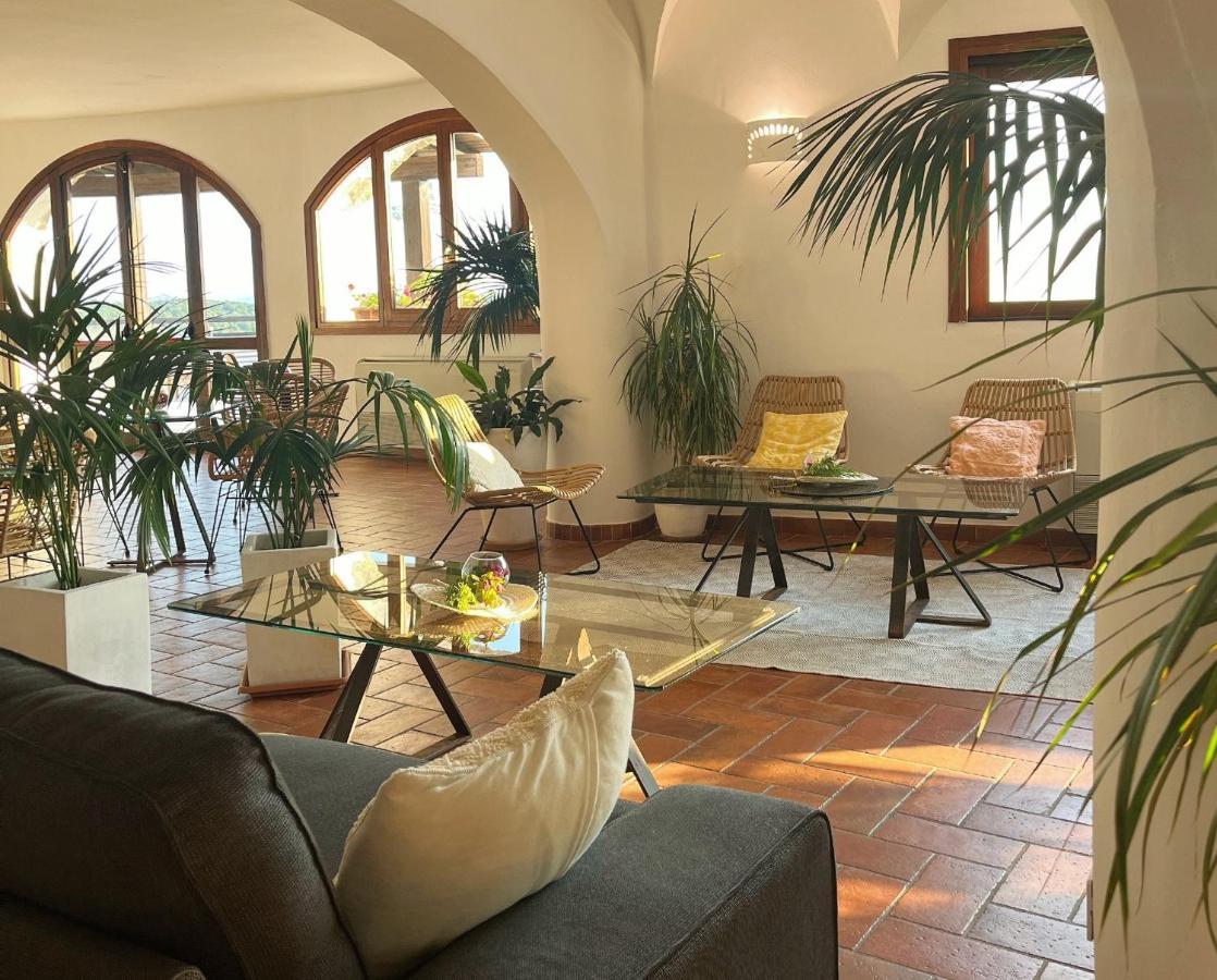 Hotel Pedra Santa Baja Sardinia Bagian luar foto